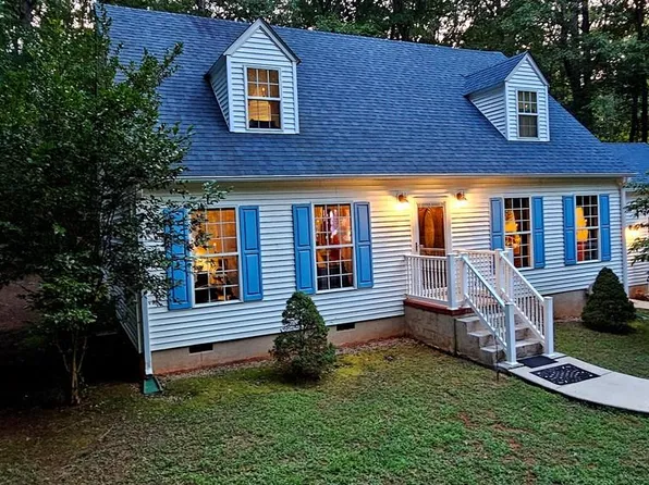 64 Bridle Path, Clarksville, VA 23927