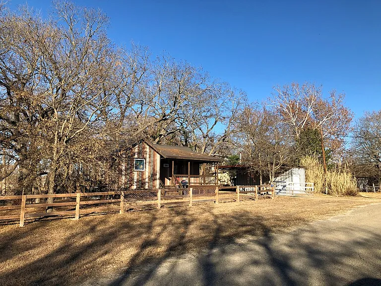 156 Verde Park Blvd — Photo 3