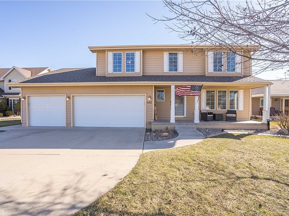 1st image of 432 Oakwood Ct