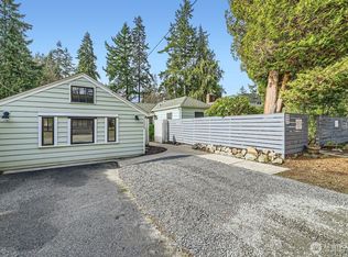 11225 Goodwin Way NE, Seattle, WA 98125