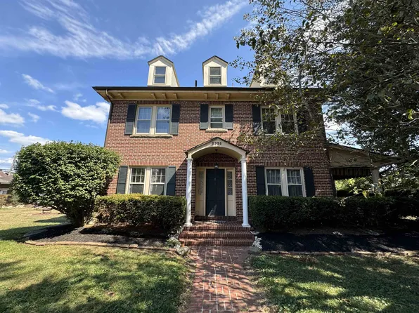 2925 Staunton Rd, Huntington, WV 25702