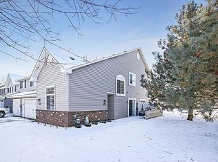 2573 Concord Way, Mendota Heights, MN 55120