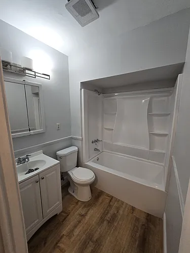 68 Traymore St #UP Photo 1