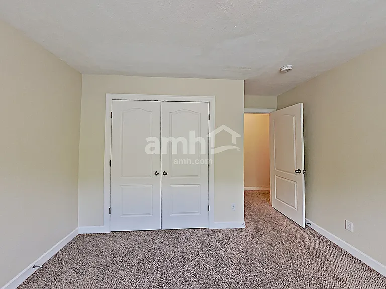 6943 Calderwood Dr — Photo 16