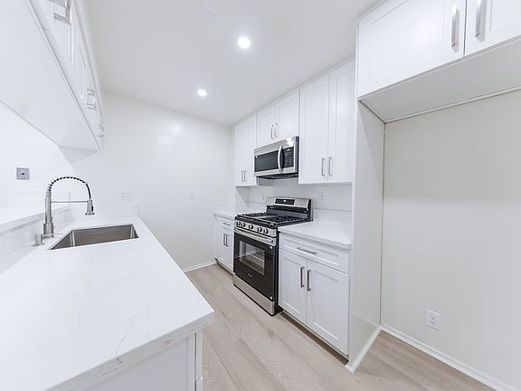 5th image of 465 Ivy St APT 203