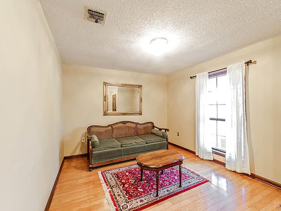 5th image of 1507 Saint Charles St