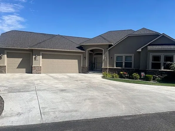 3121 W 30th Ave APT D101, Kennewick, WA 99337