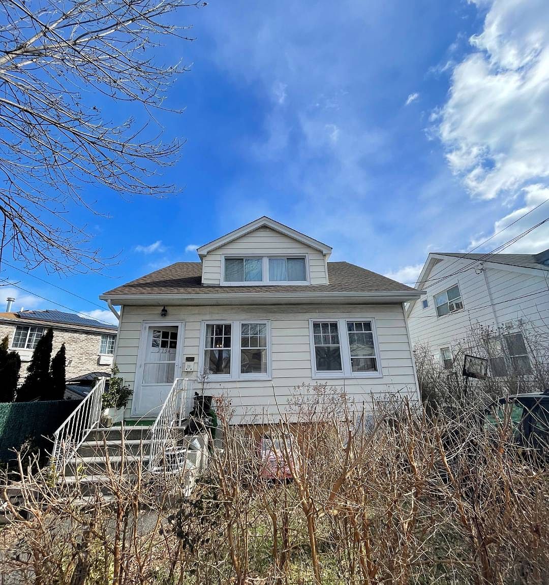 2754 Mickle Ave, Bronx, NY 10469 Zillow
