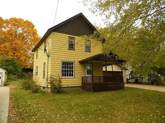 2nd image of 1214 Cherry St