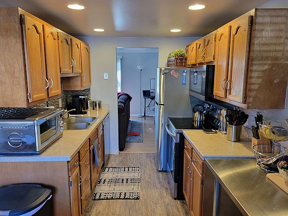 2nd image of 2543 Scioto View Ln