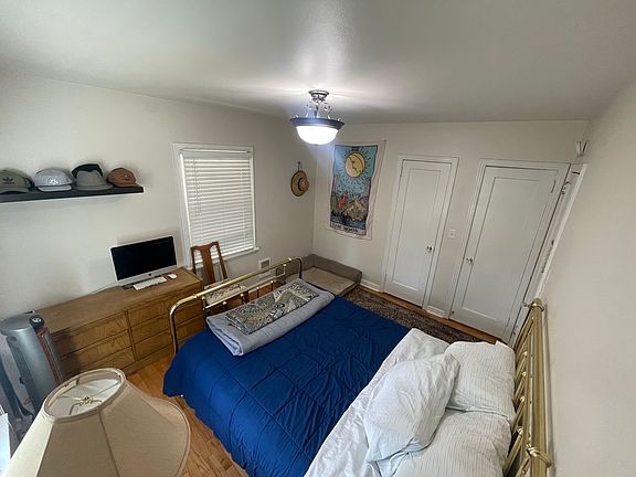 2nd image of 432 E 61st St