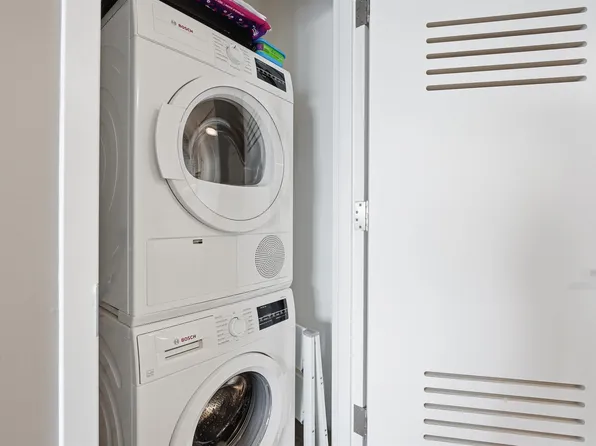 99 Hudson Street image 20 of 41