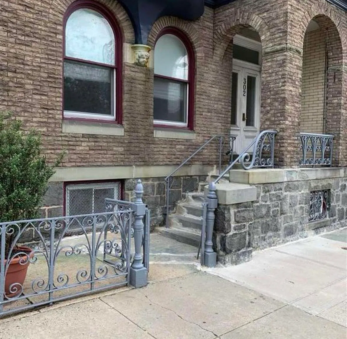 1 bed, 1.0 bath, 850 sqft, $2,350 — Photo 1