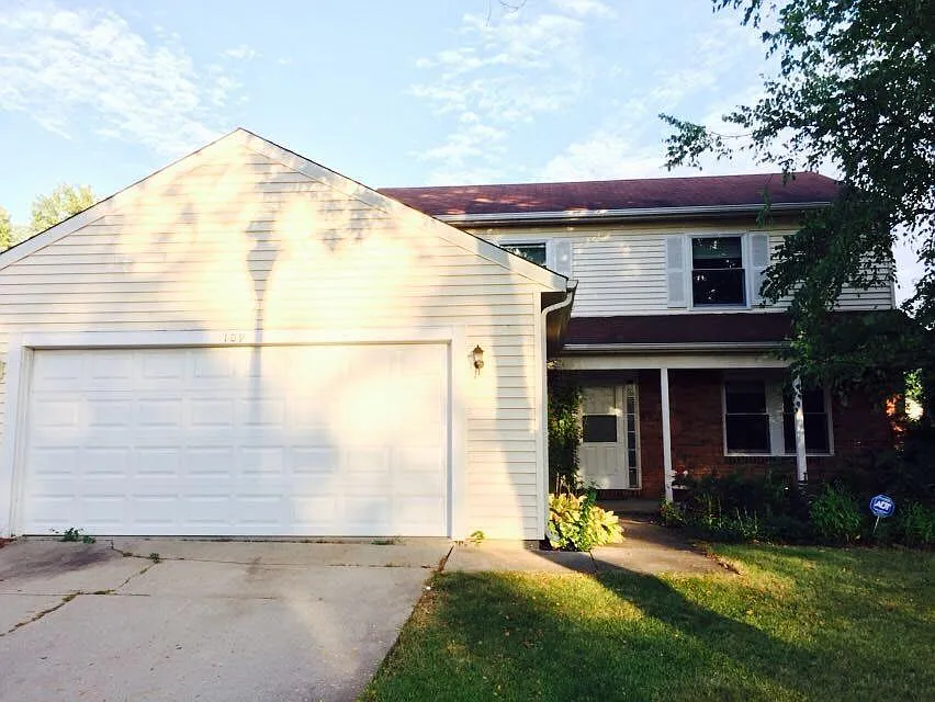 109 S Deerpath Dr photo 1