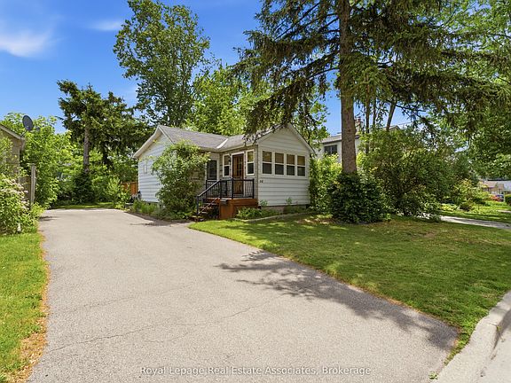 2nd image of 64 Eaglewood Blvd