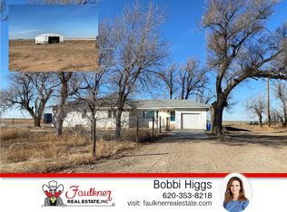 10665 S Wagonbed Springs Rd, Ulysses, KS 67880