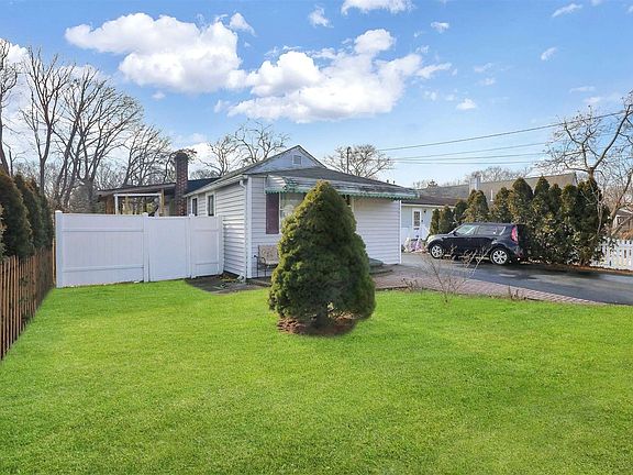 3rd image of 66 Elmwood Ave