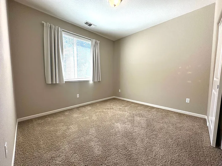 3895 Bethpage St — Photo 14