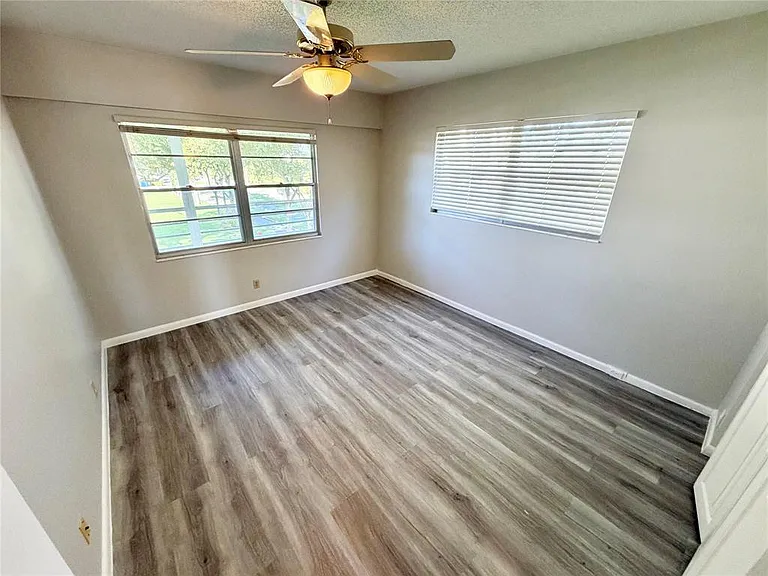 84 Mansfield Dr #84-B — Photo 13