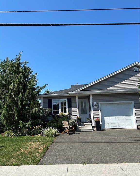 1st image of 90 Damien St #1