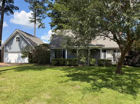 217 Cedar Dr, Columbus, MS 39705