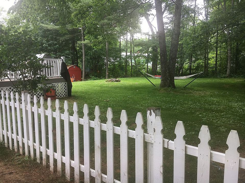2nd image of 36 Pinewood Dr