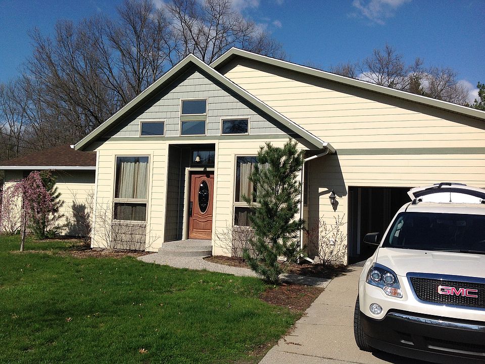 1st image of 1868 Eloise Dr