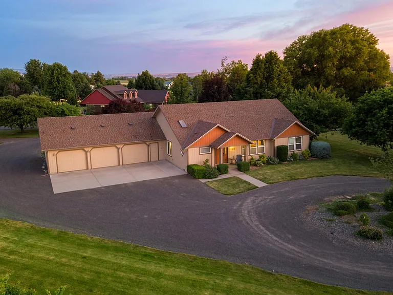 1199 Old Milton Hwy — Photo 40