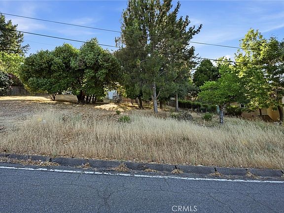 3rd image of 3455 Idlewood Dr