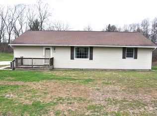 9399 Bailey Rd NE, Bolivar, OH 44612