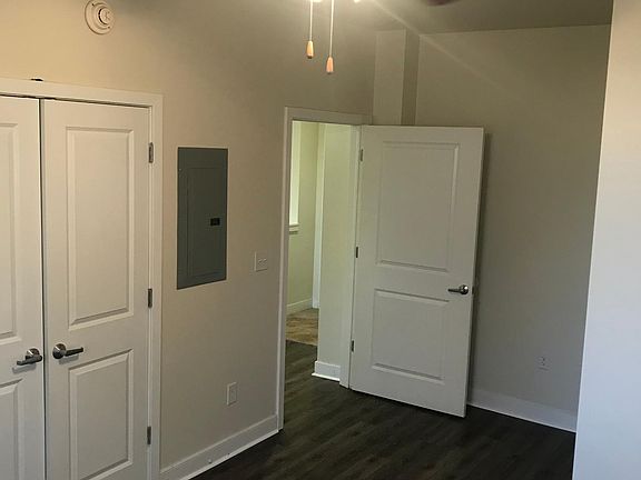 5th image of 5301 Germantown Ave APT 206