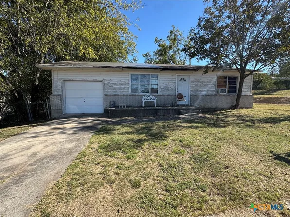 319 Elm St, Copperas Cove, TX 76522