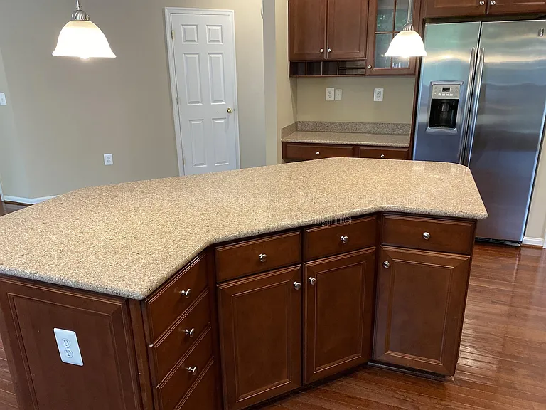 121 Riggs Rd — Photo 16