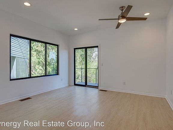 5th image of 3212 Acklen Ave Unit B