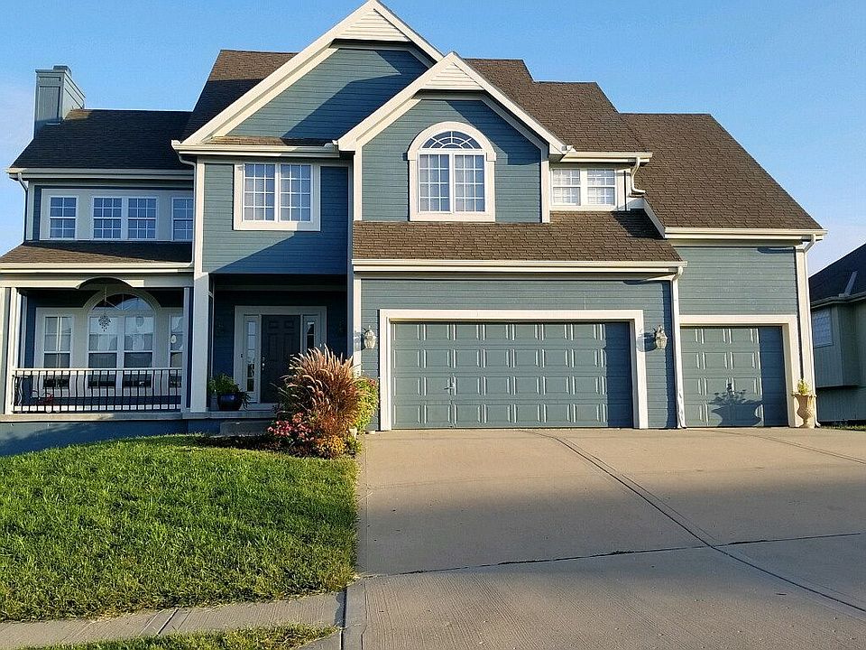 1st image of 806 Cherry Lane