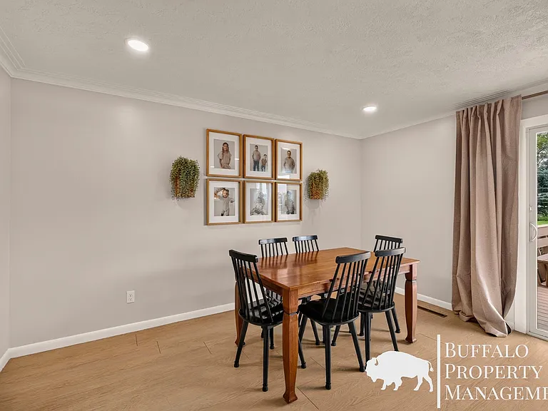 4267 N 55 E — Photo 11