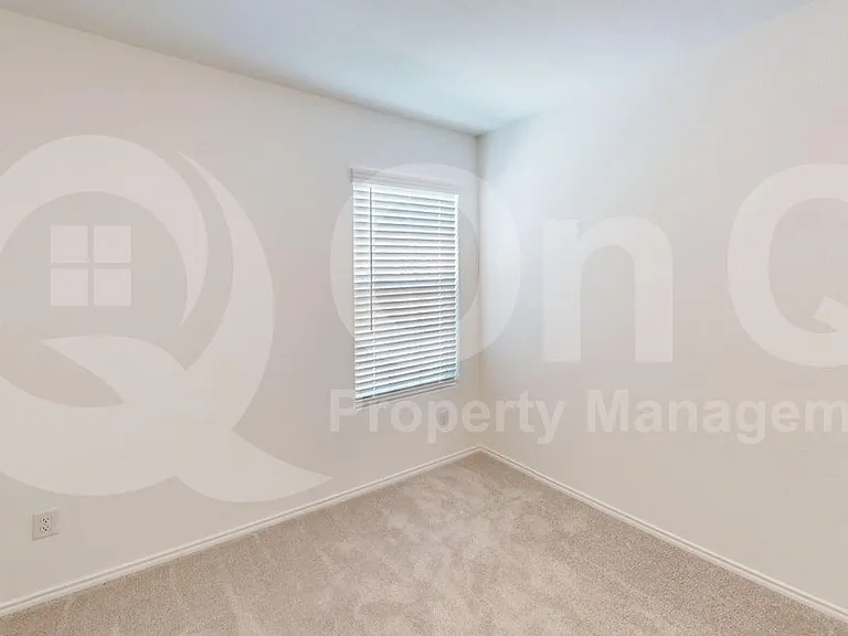 812 Poppy Cove Ln — Photo 11
