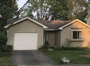 1261 Haverhill Cir, Naperville, IL 60563