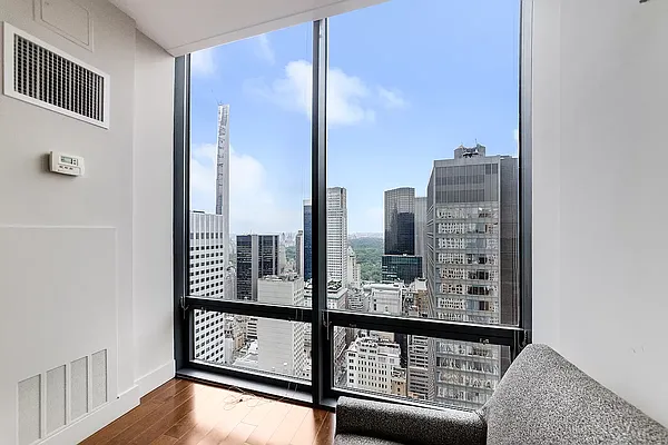 Rented by Compass | media 4