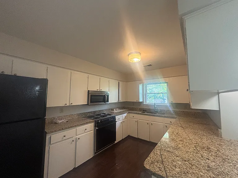 3801 Hill Rd #4 — Photo 13