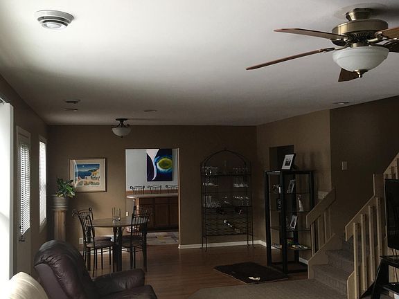 3rd image of 37326 Silver Circle Dr