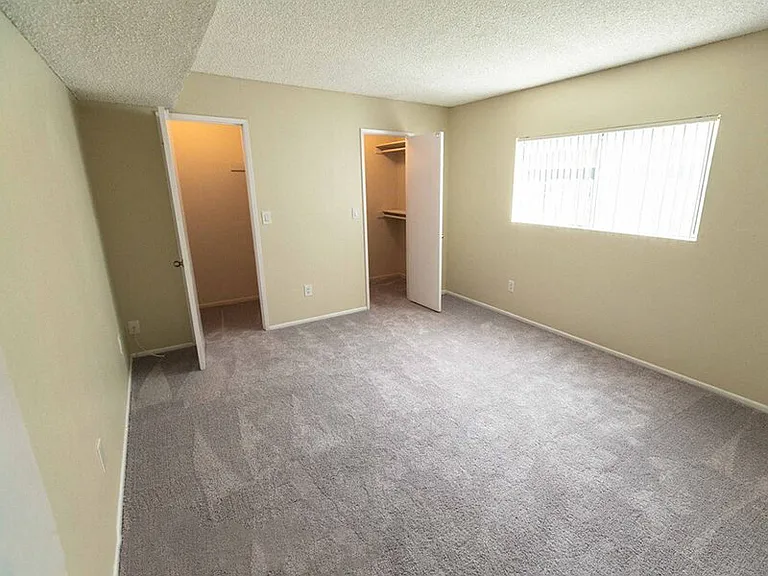 The Canyons at Santa Clarita Apartments — Photo 7
