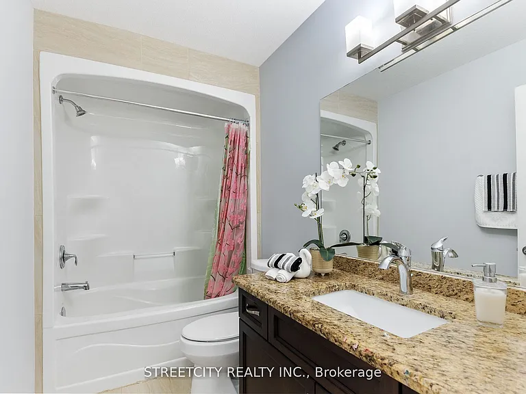 1271 Howlett Cir — Photo 31