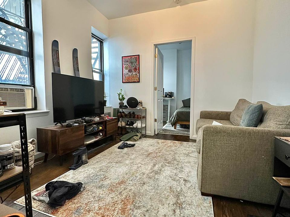 1st image of 318 E 78th St APT 13