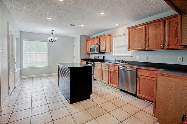 110 Pennbrooke Dr — Photo 6