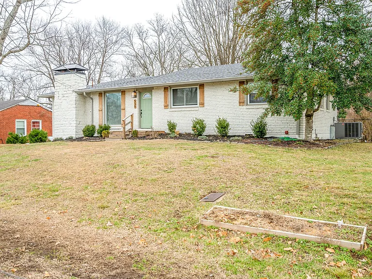 539 Northcrest Dr — Photo 6