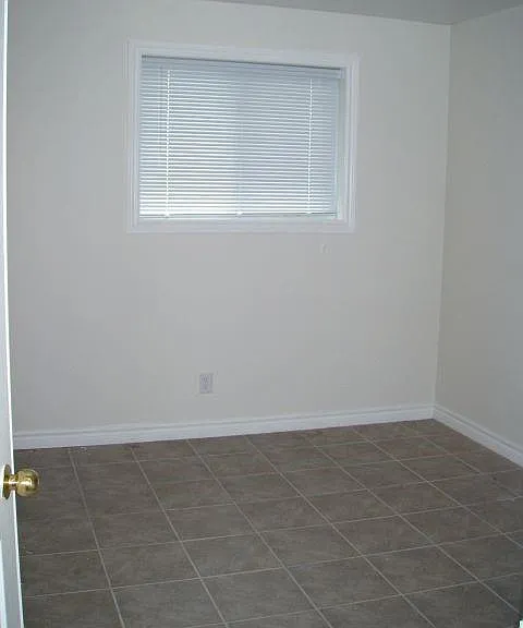 675 Chippawa St #1 — Photo 9