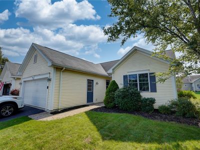 121 Stewart Pl, Canandaigua, NY, 14424