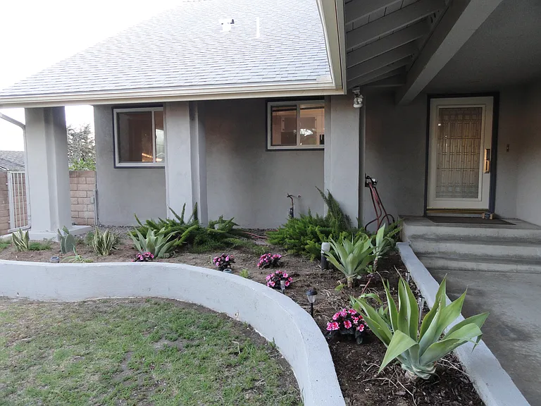1100 La Senda Dr #A — Photo 36