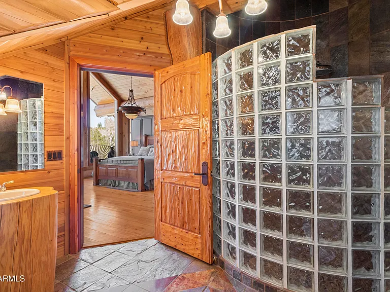 1613 Black Canyon Rd — Photo 66